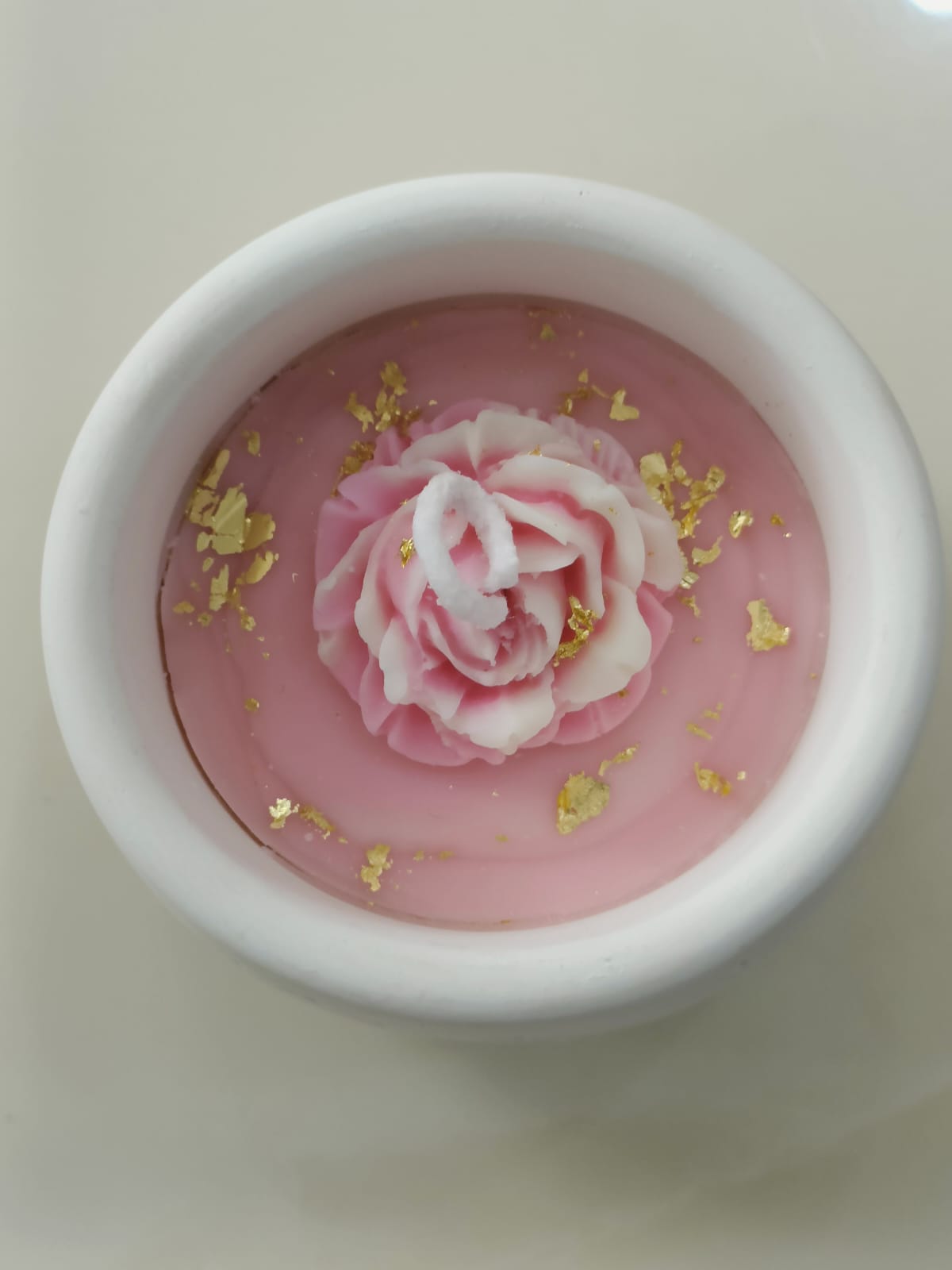 Rose-Embedded Concrete Jar Candle – Natural Wax